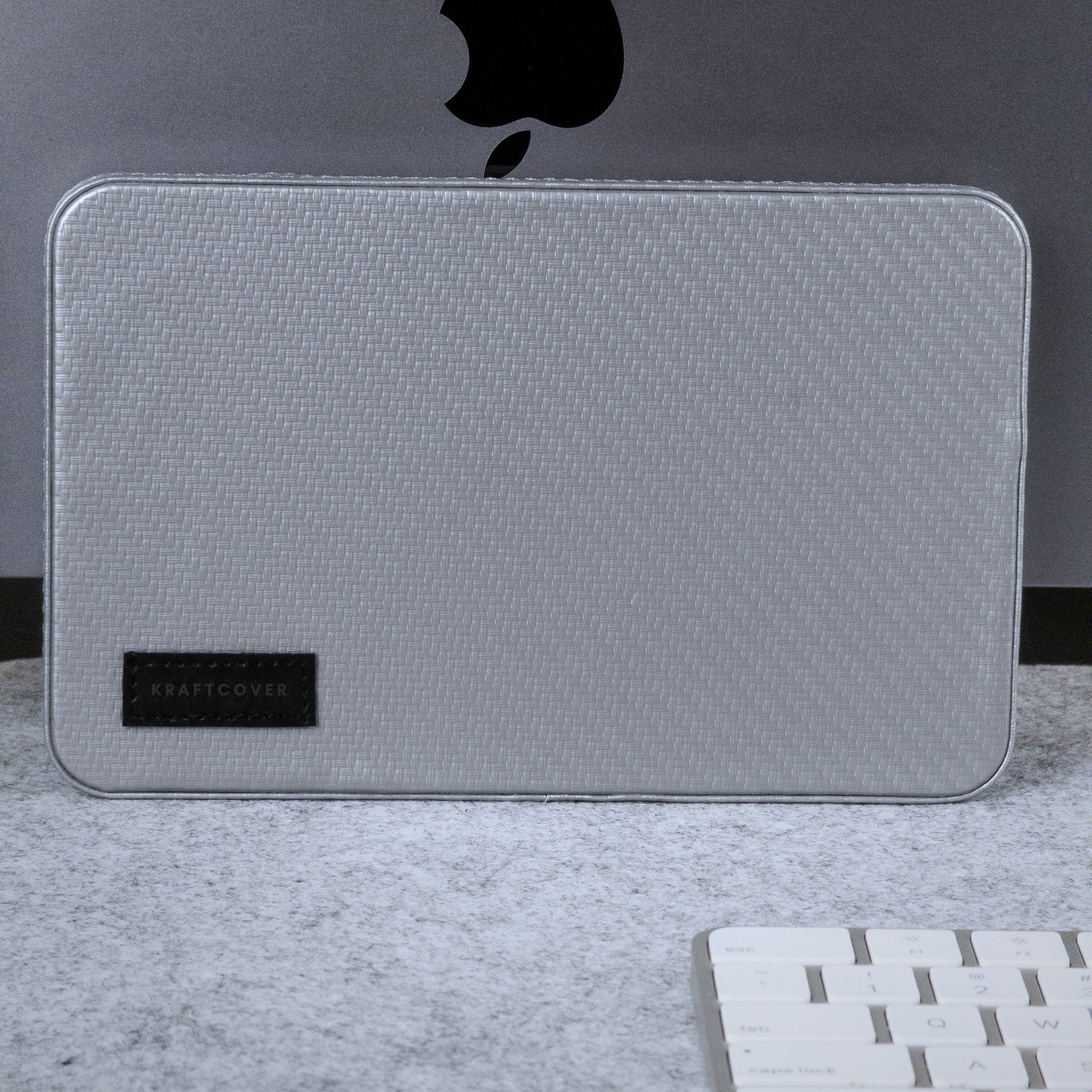 Ascend Premium Deri Dikey Laptop Standı