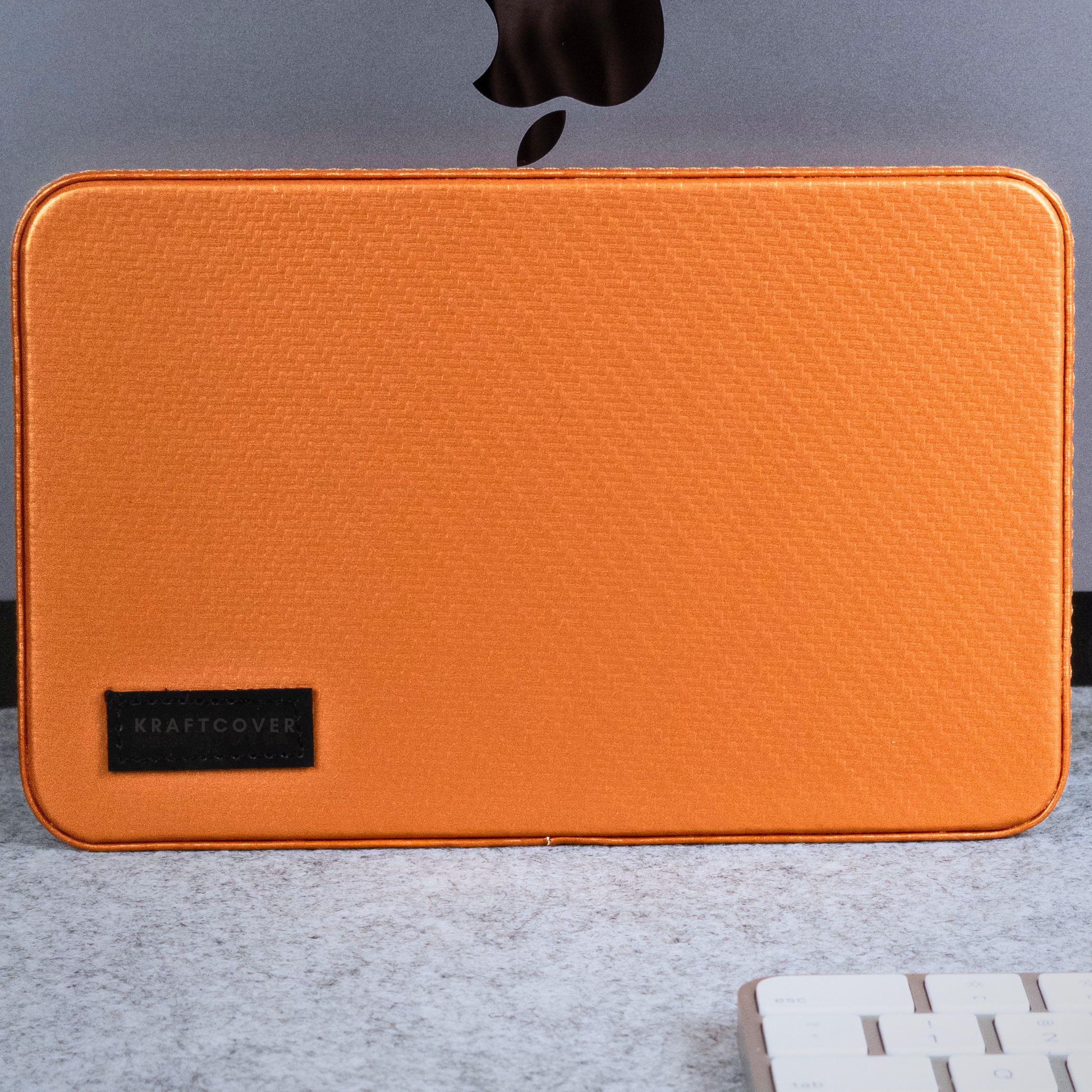 Ascend Premium Deri Dikey Laptop Standı