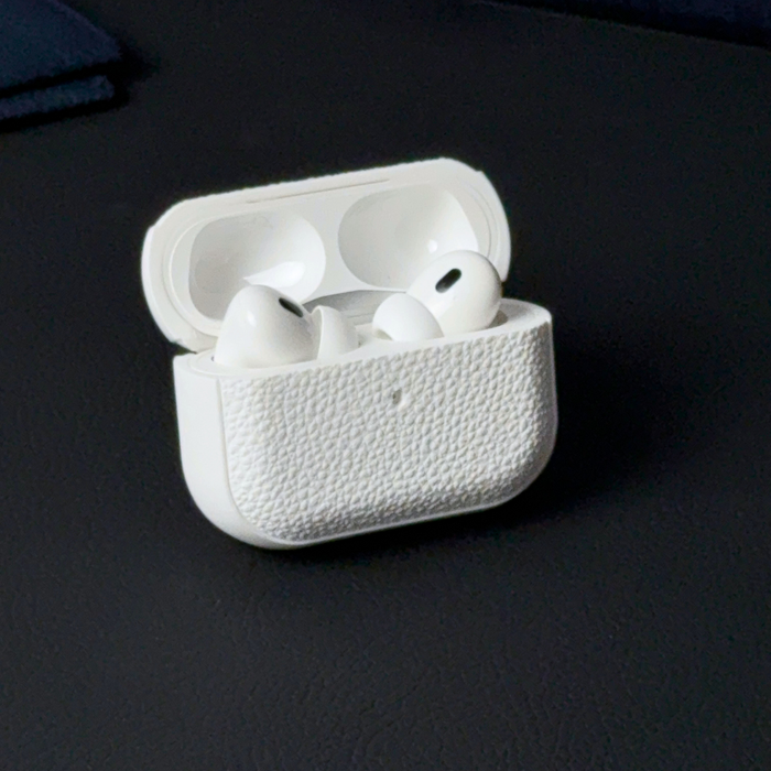 Pulse Beyaz AirPods Kılıfı - ürün görseli