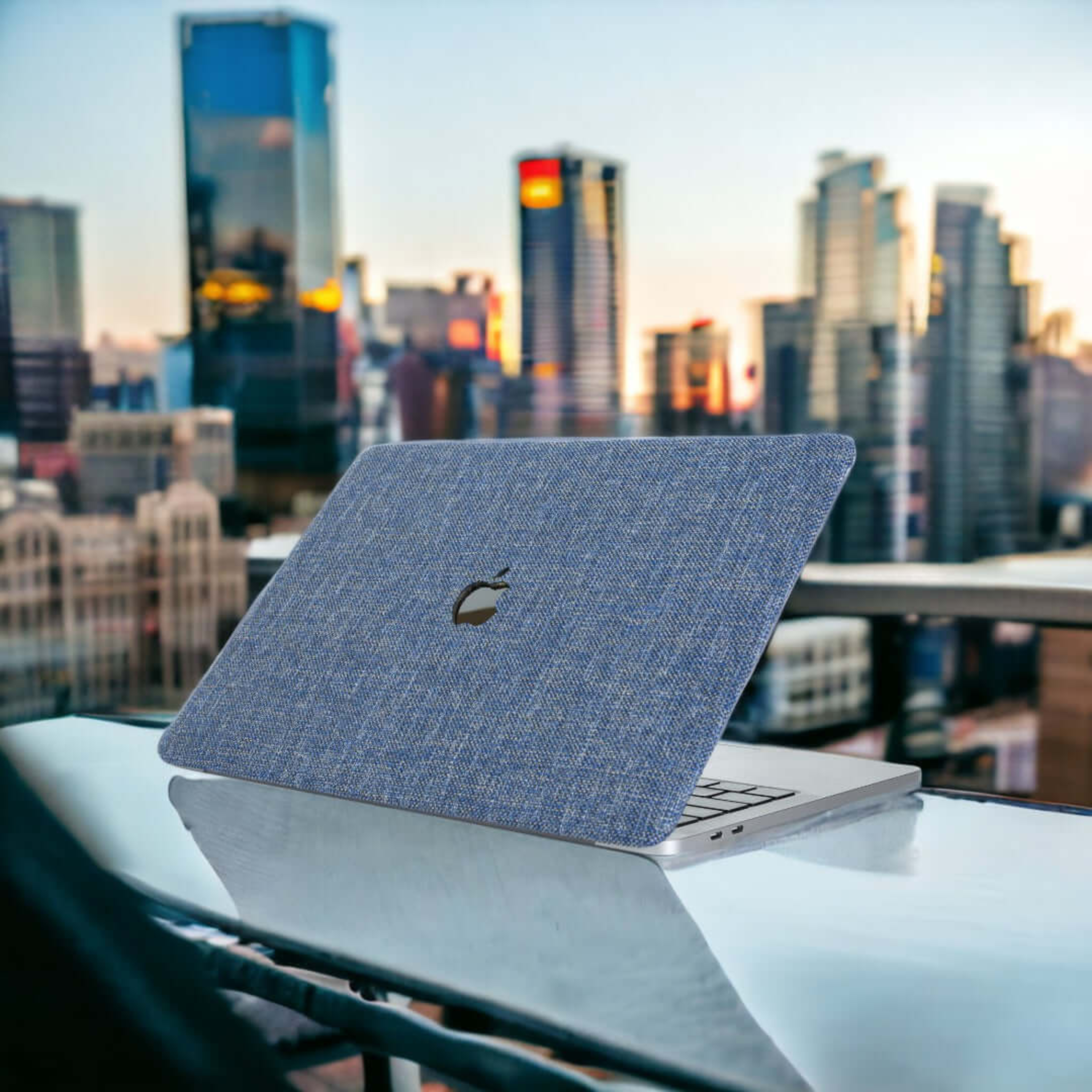 Koyu Mavi Macbook Koruma Kılıfı - Ön & Arka Kapak