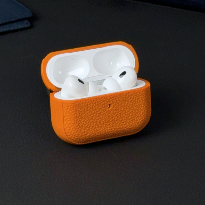 Spark Turuncu AirPods Kılıfı - ürün görseli