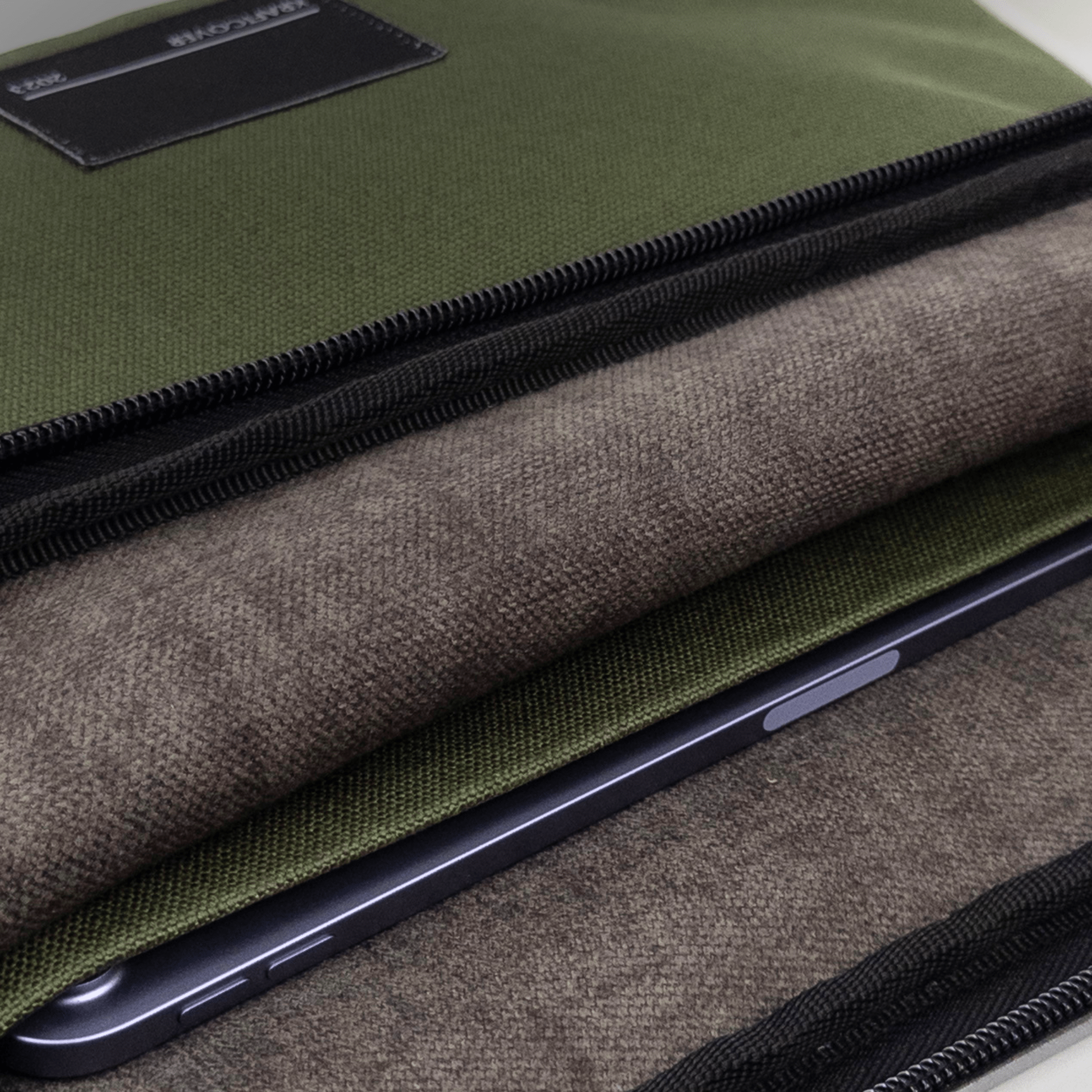 BagMe Laptop Taşıma Çantası - Yeşil