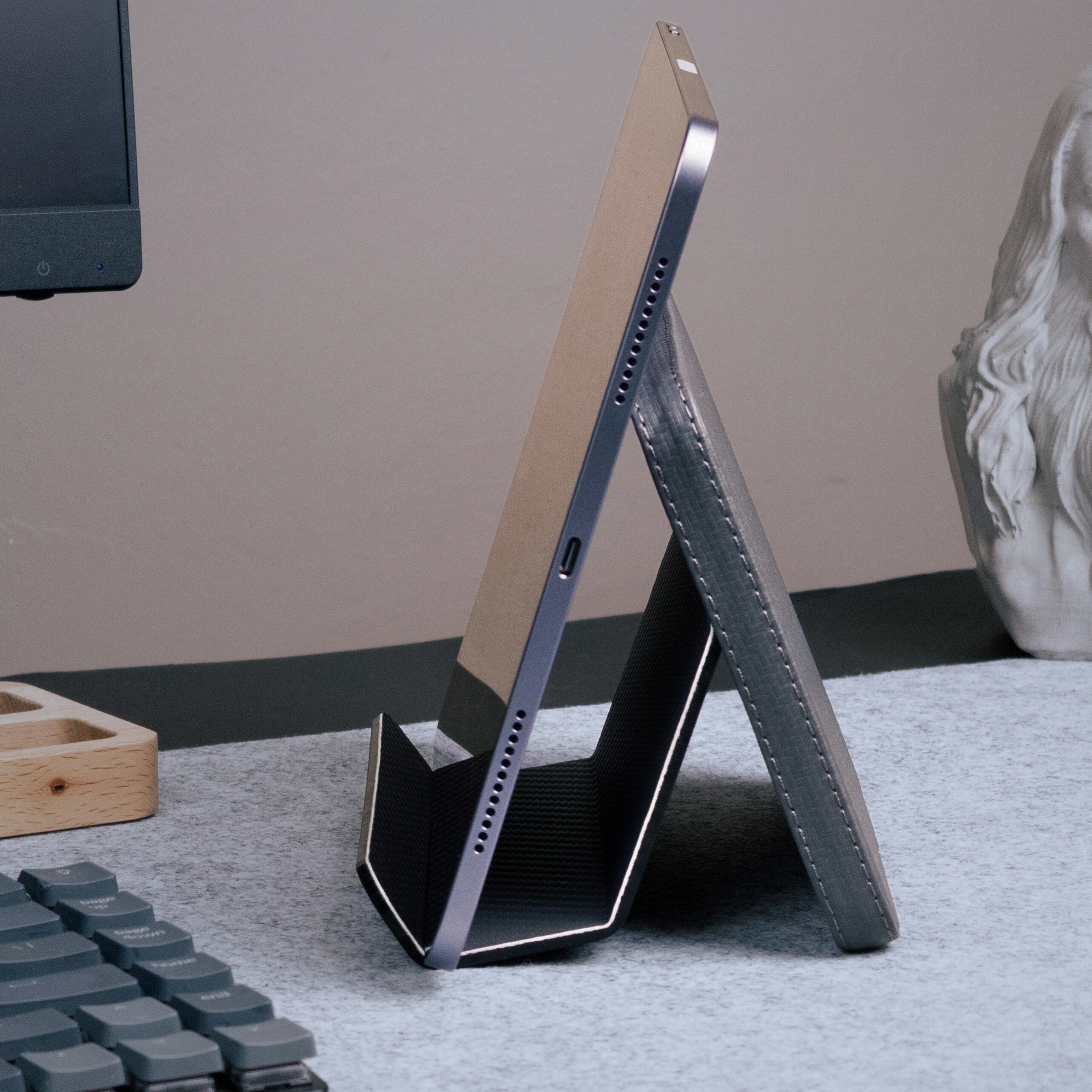 Holden Premium Deri iPad & Telefon Standı